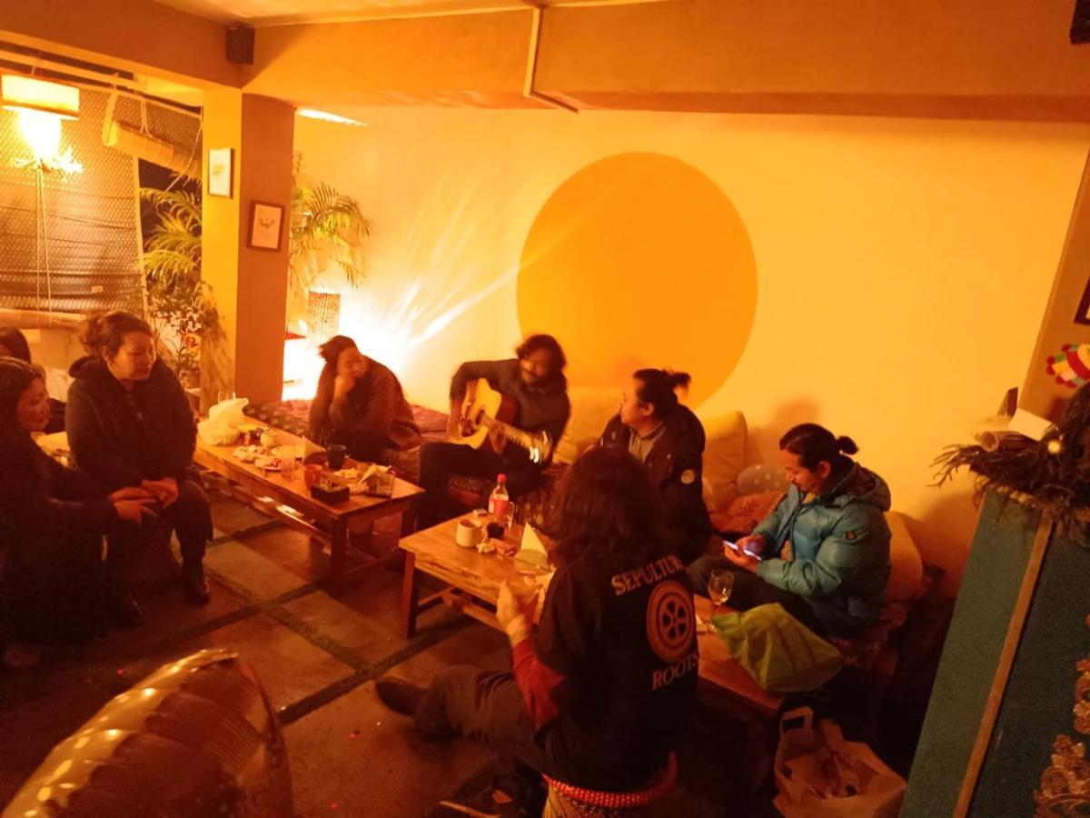 Mellow Fellow Hostel Гангток Экстерьер фото