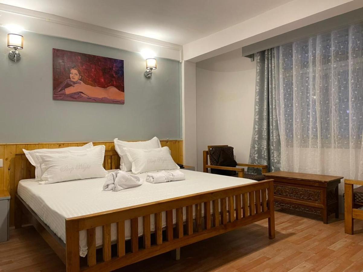 Mellow Fellow Hostel Гангток Экстерьер фото