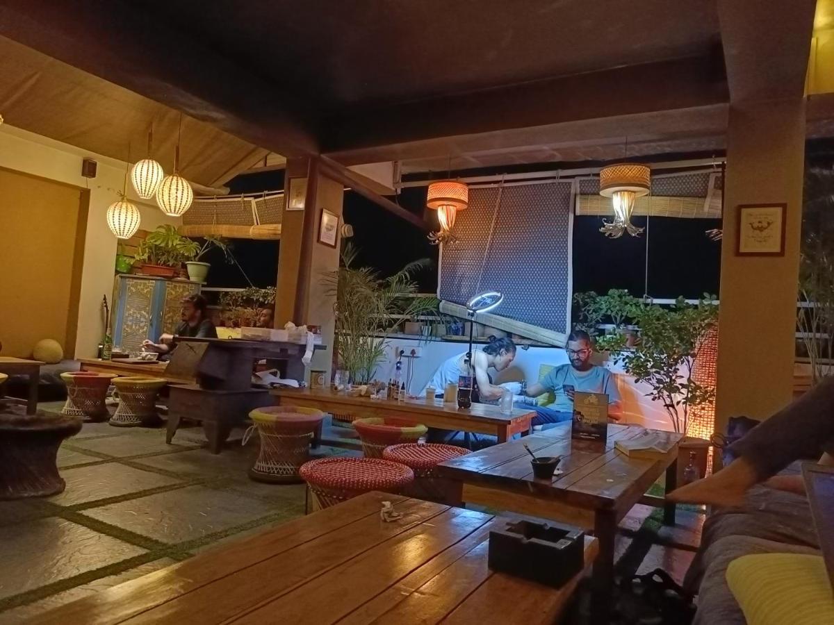 Mellow Fellow Hostel Гангток Экстерьер фото